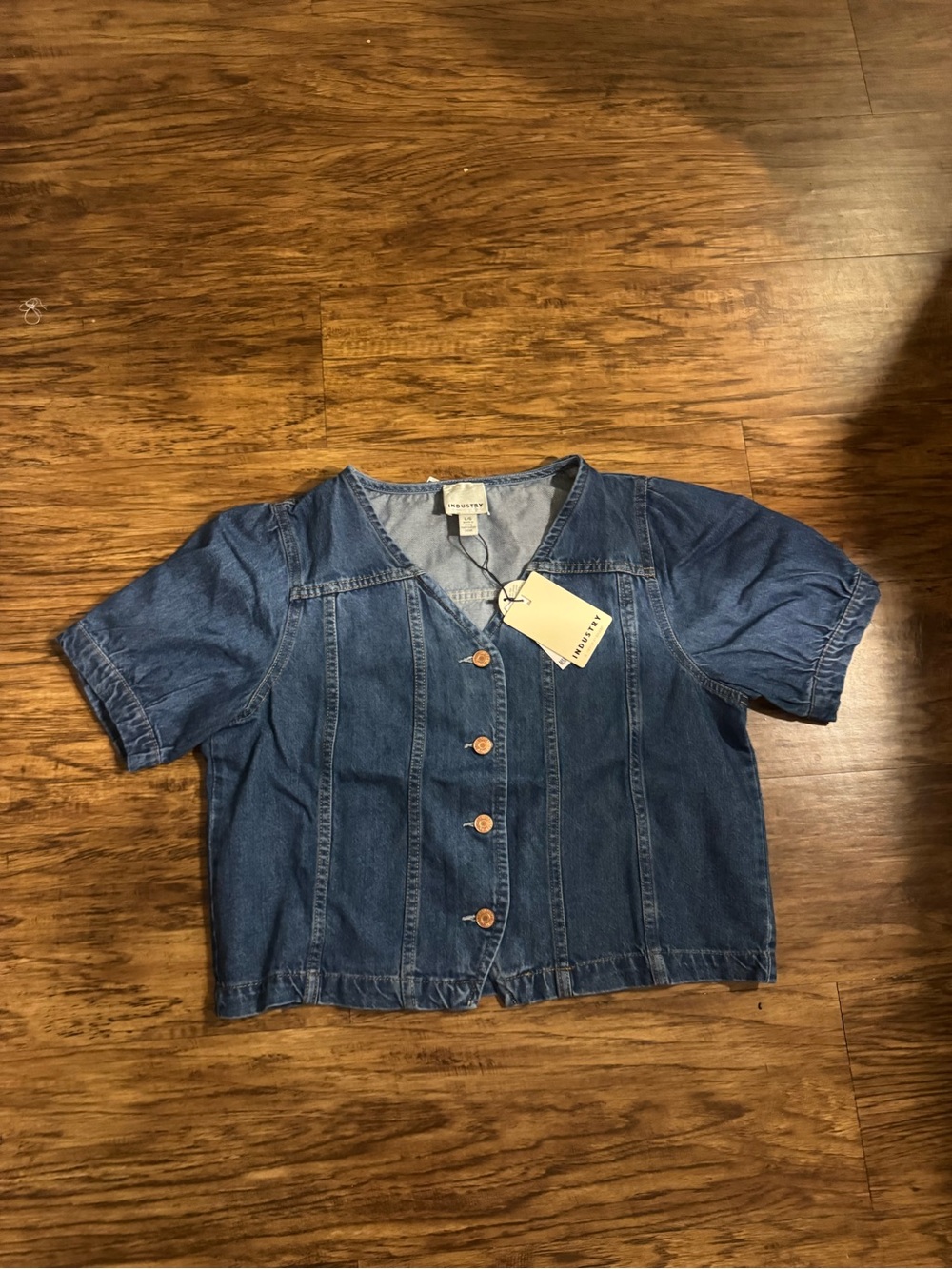 NWT Tuckernuck top size large